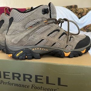 Merrell Moab Mid Hiking Boots